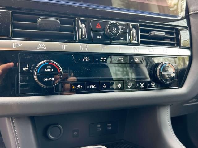 New 2026 Nissan Pathfinder SL AWD/4WD image 29