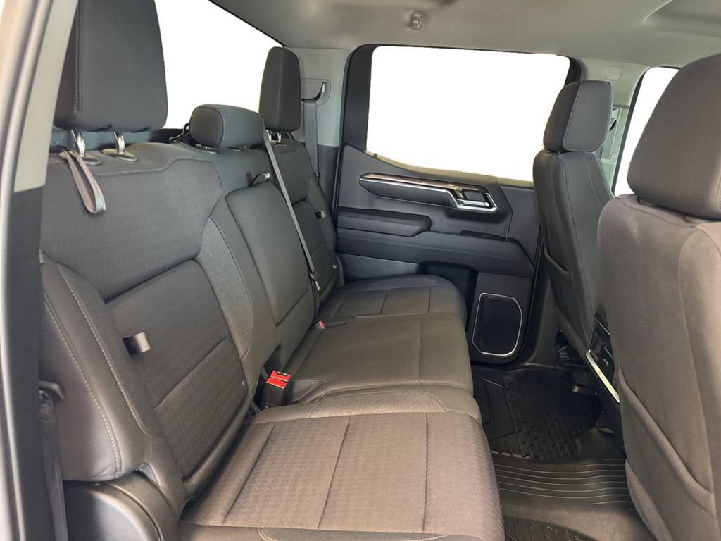 Used 2023 GMC Sierra 1500 Elevation w/ X31 Off-Road Package AWD/4WD image 18