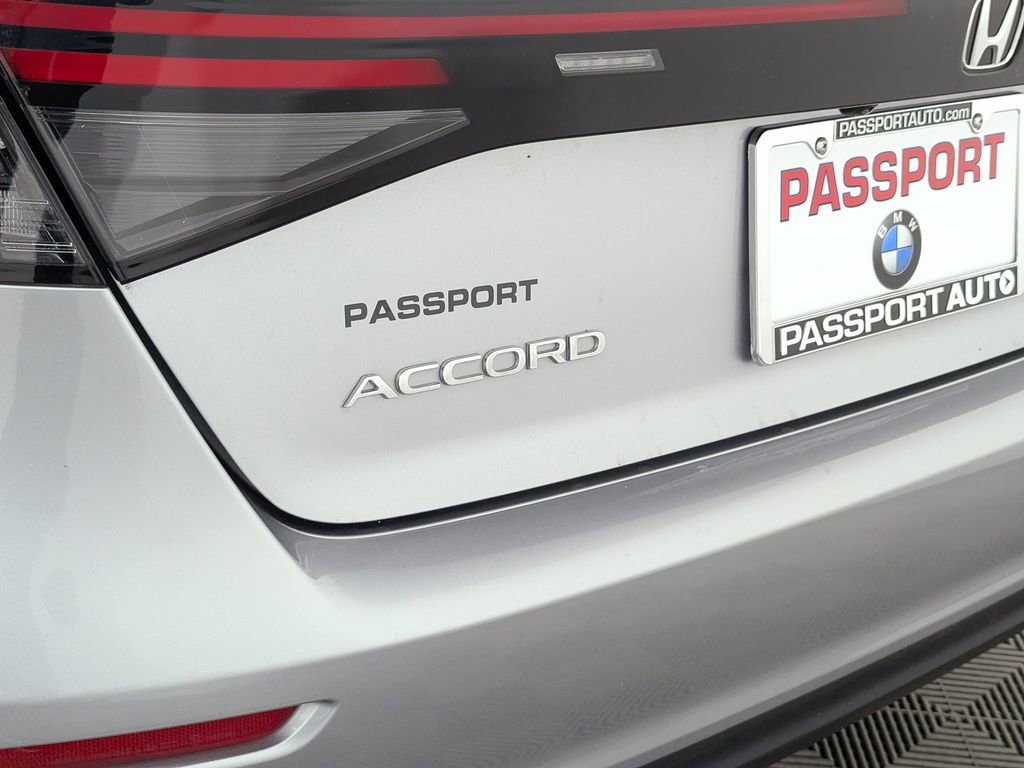 Used 2023 Honda Accord EX image 8