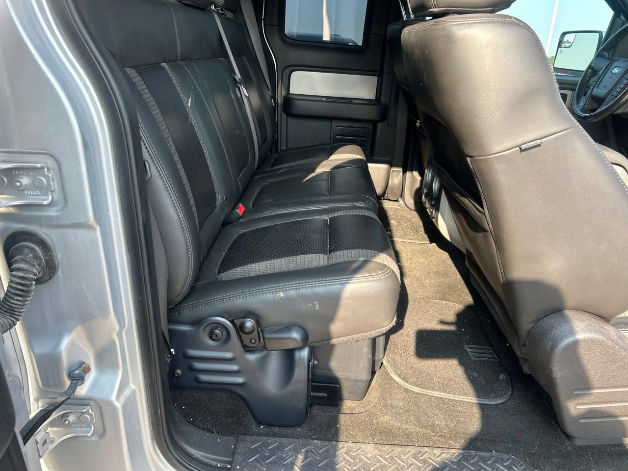 Used 2012 Ford F150 Raptor w/ Raptor Luxury Pkg AWD/4WD image 16