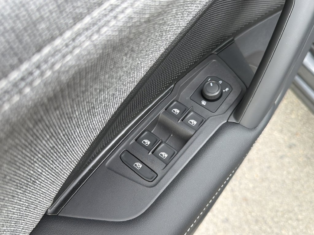 New 2025 Volkswagen Tiguan S FWD image 22
