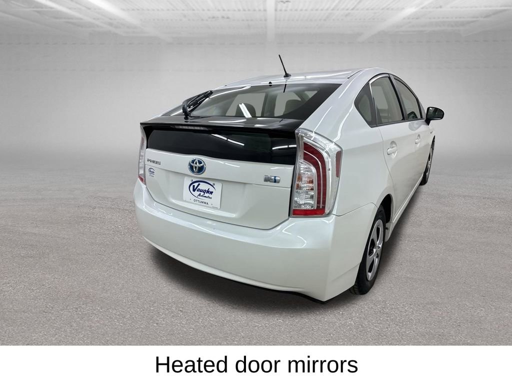 Used 2014 Toyota Prius Two image 12