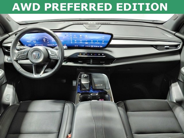 Used 2025 Buick Enclave Preferred image 2