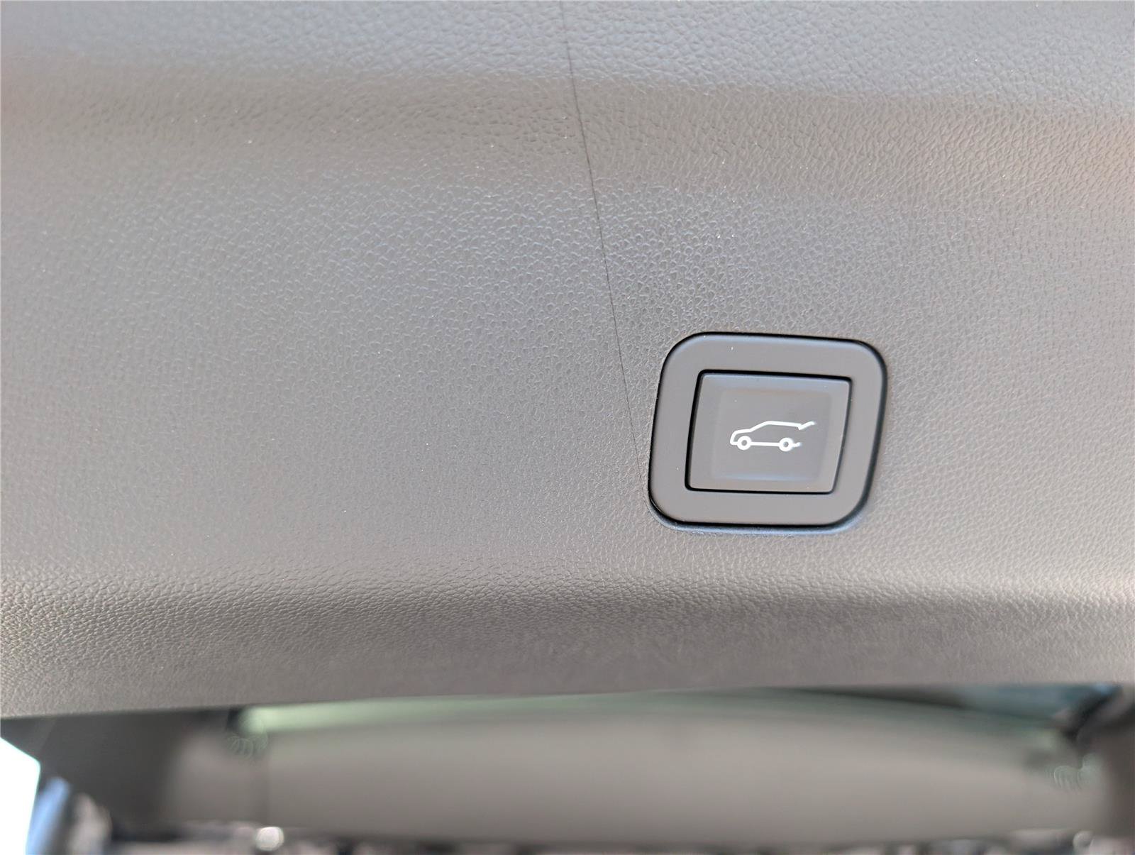 New 2026 Chevrolet Tahoe LT w/ Comfort Package AWD/4WD image 11
