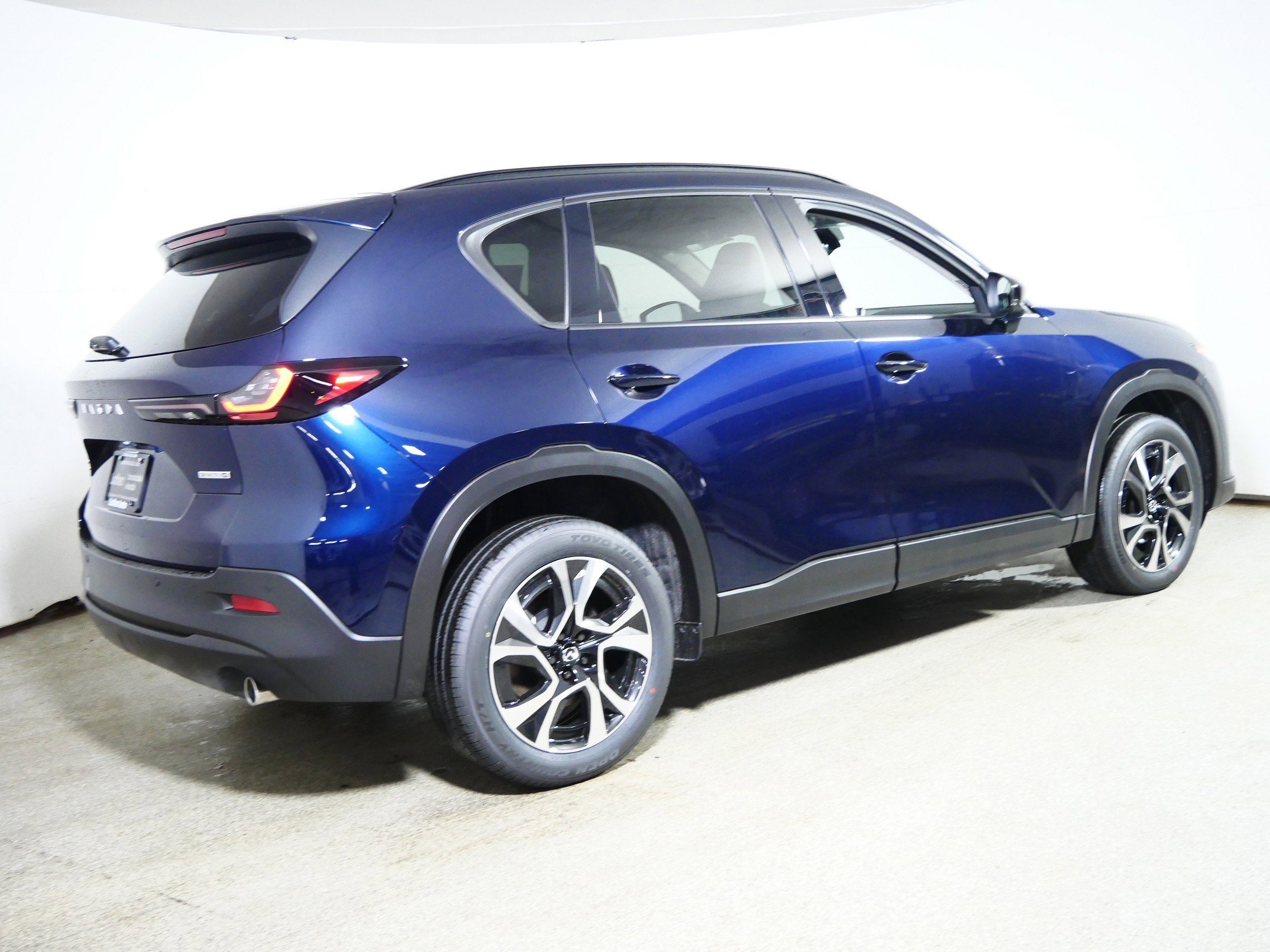 New 2026 MAZDA CX-5 Preferred AWD/4WD image 2