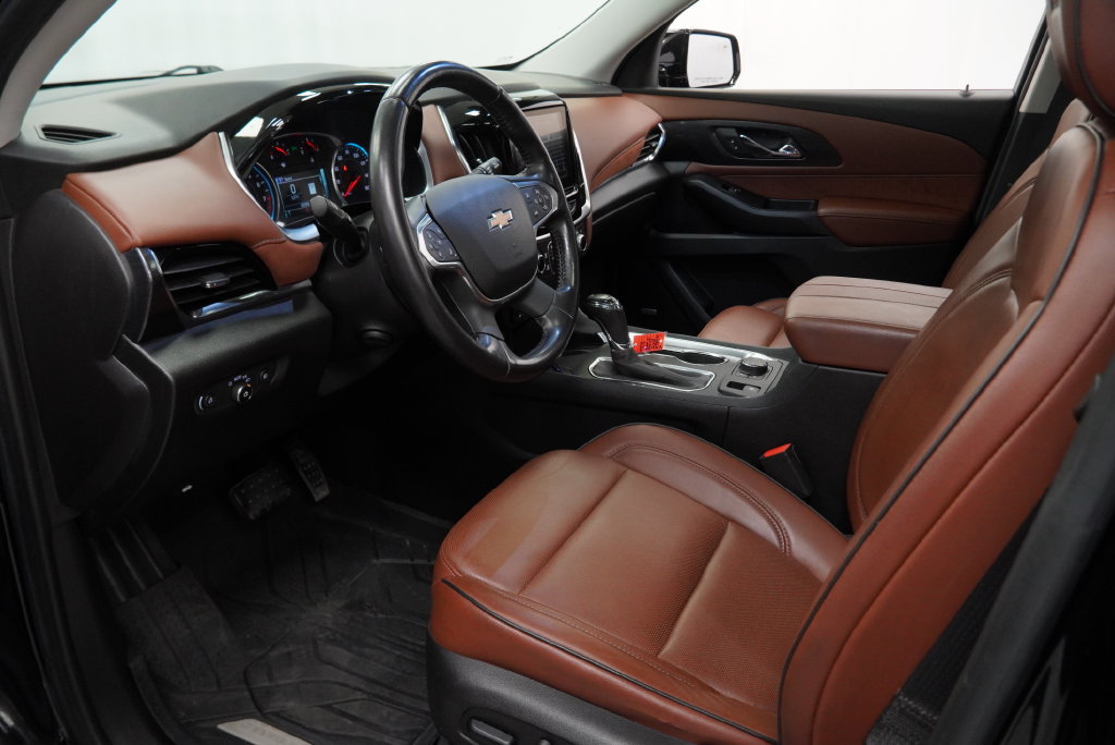 Used 2019 Chevrolet Traverse High Country w/ LPO, Floor Liner Package AWD/4WD image 20