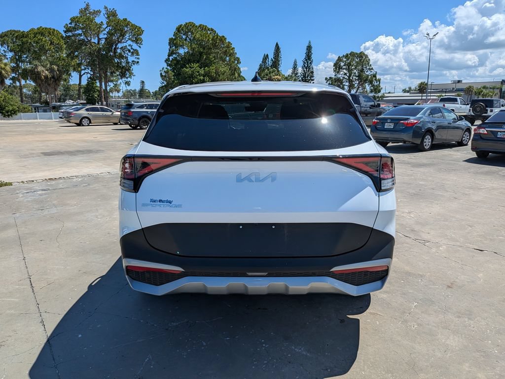 Certified 2023 Kia Sportage EX FWD image 7