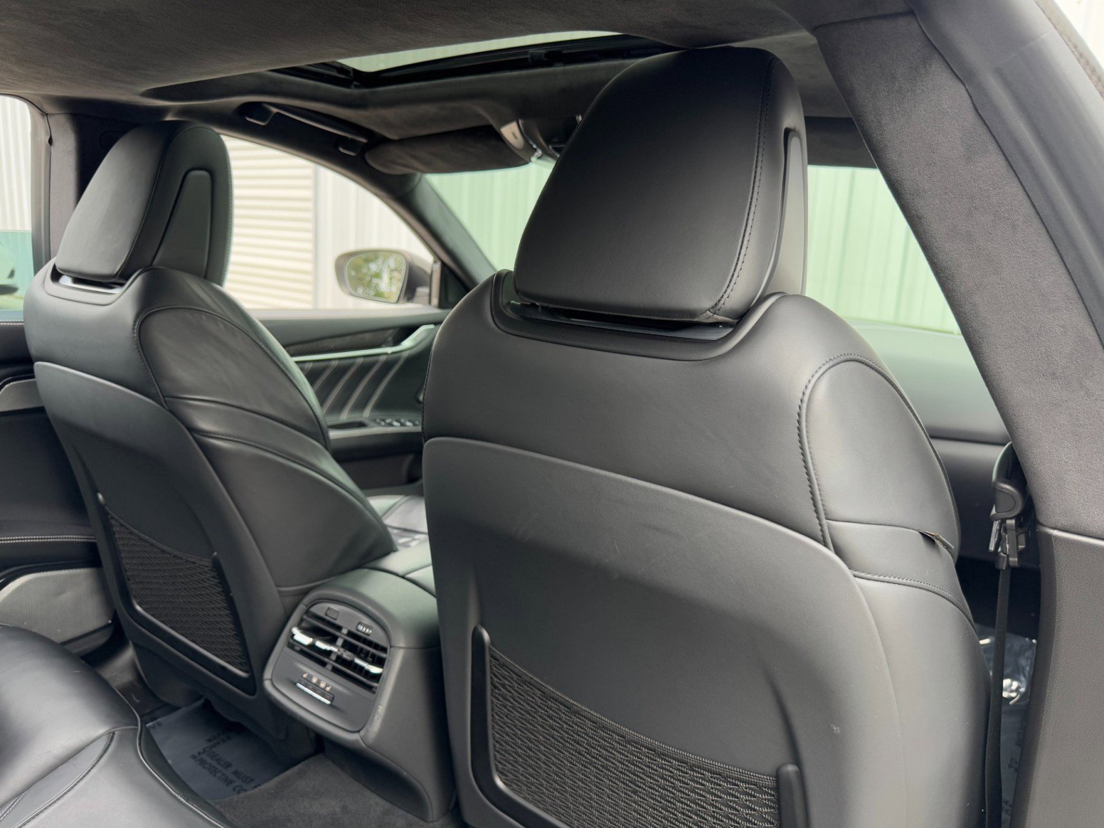 Used 2022 Maserati Ghibli Trofeo image 37