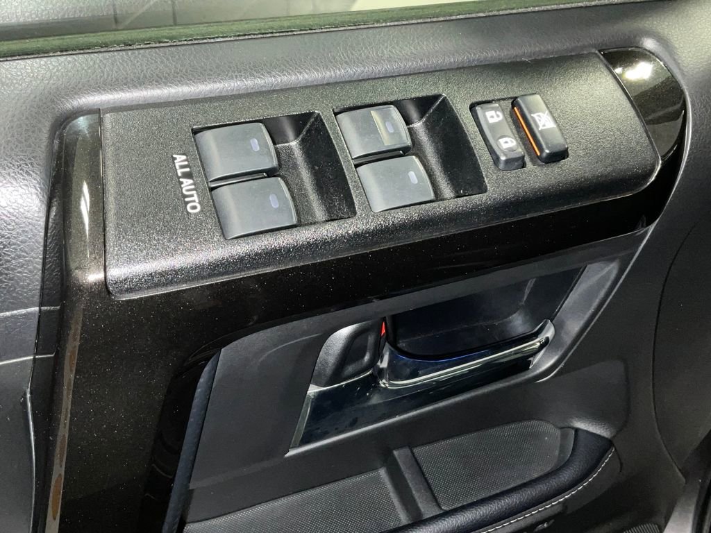 Used 2020 Toyota 4Runner Limited image 41