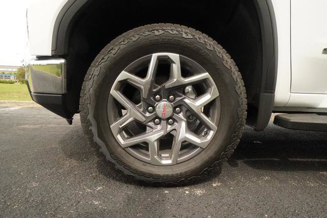 Used 2026 GMC Sierra 1500 SLT w/ SLT Premium Plus Package AWD/4WD image 41