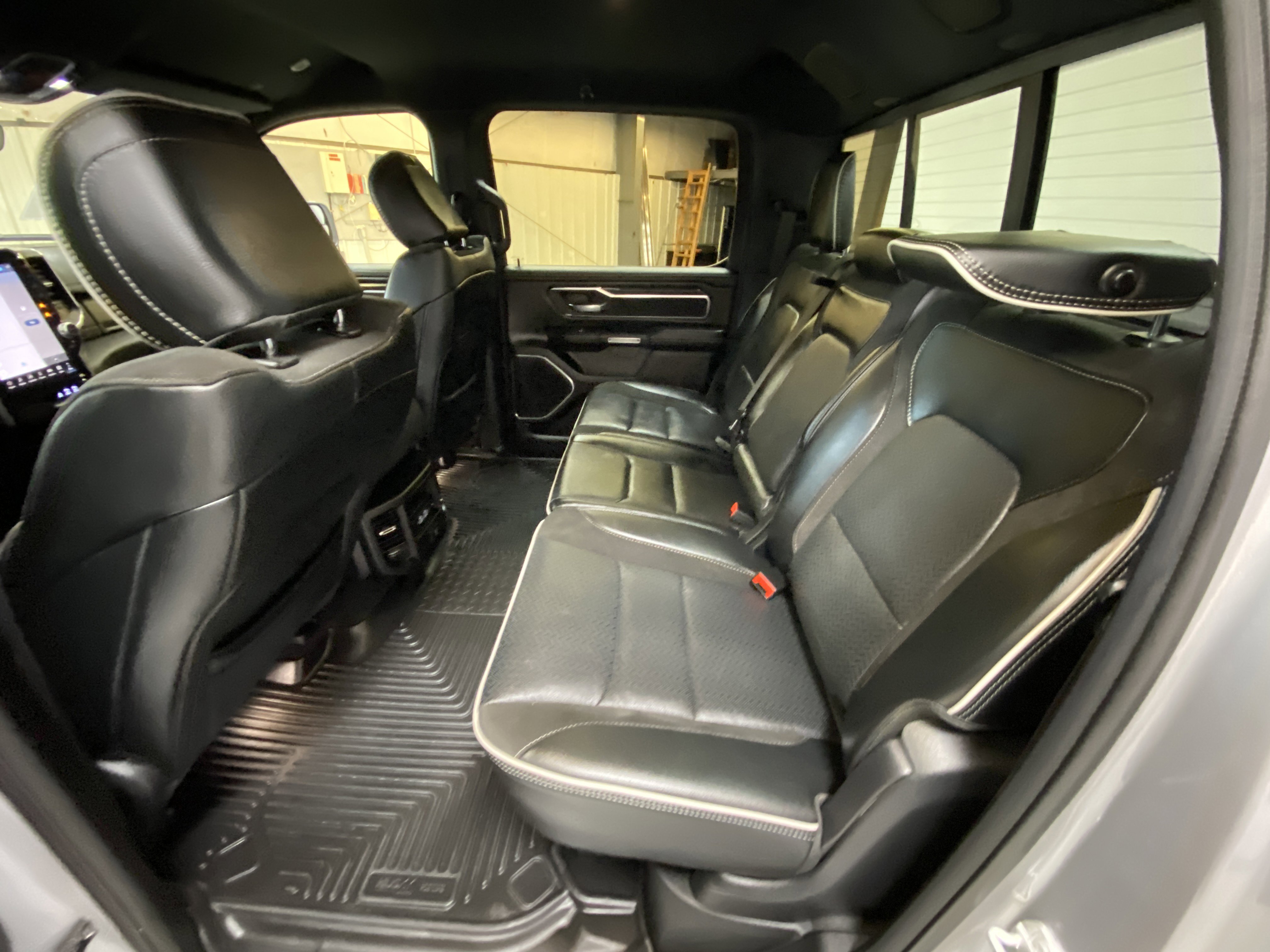 Used 2025 RAM 1500 Laramie image 26