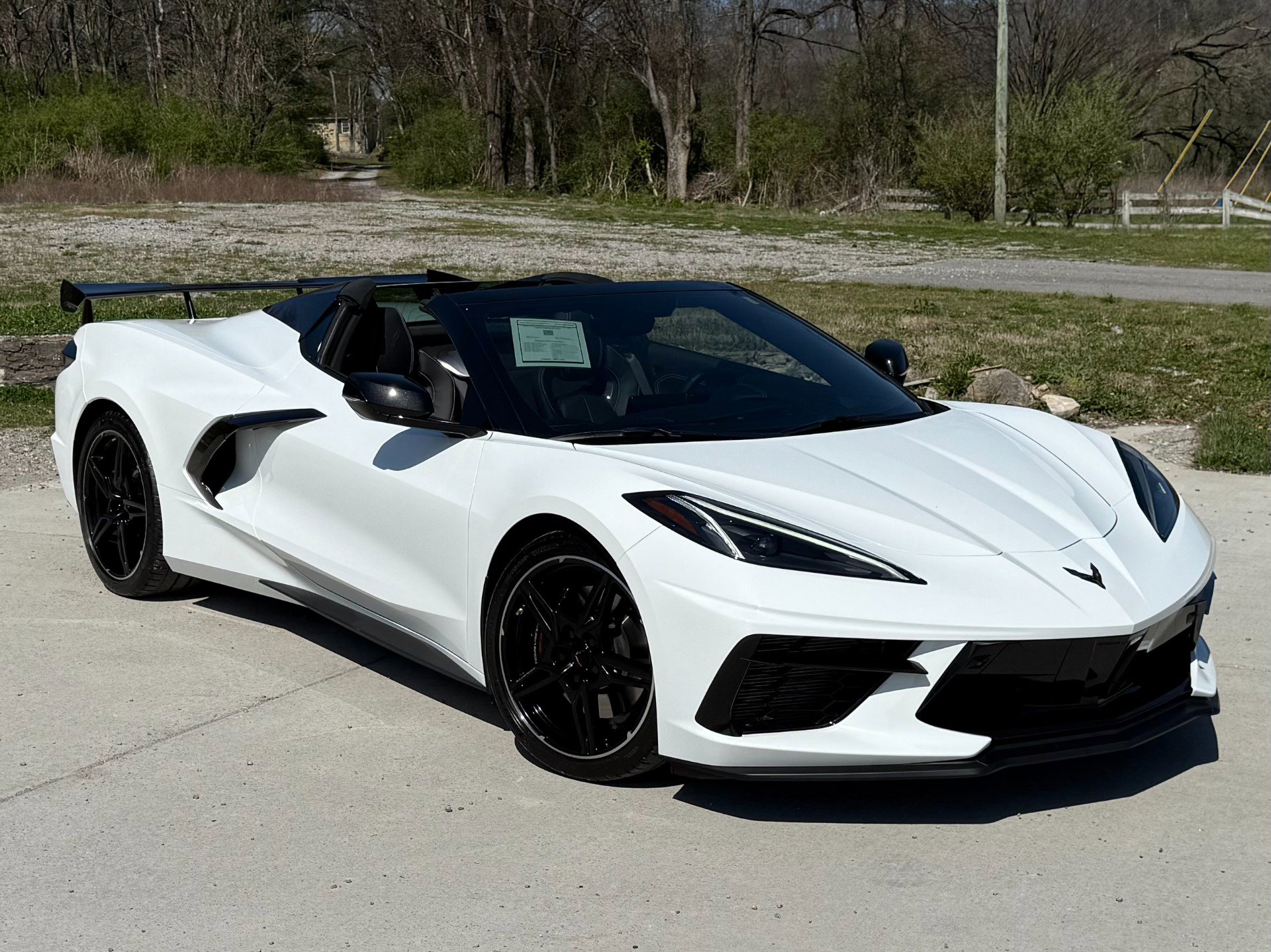 Used 2023 Chevrolet Corvette Stingray Premium Conv w/ Z51 Performance Package RWD image 16