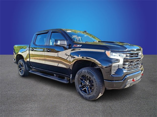 Used 2024 Chevrolet Silverado 1500 LT Trail Boss w/ LT Trail Boss Premium Package image 2