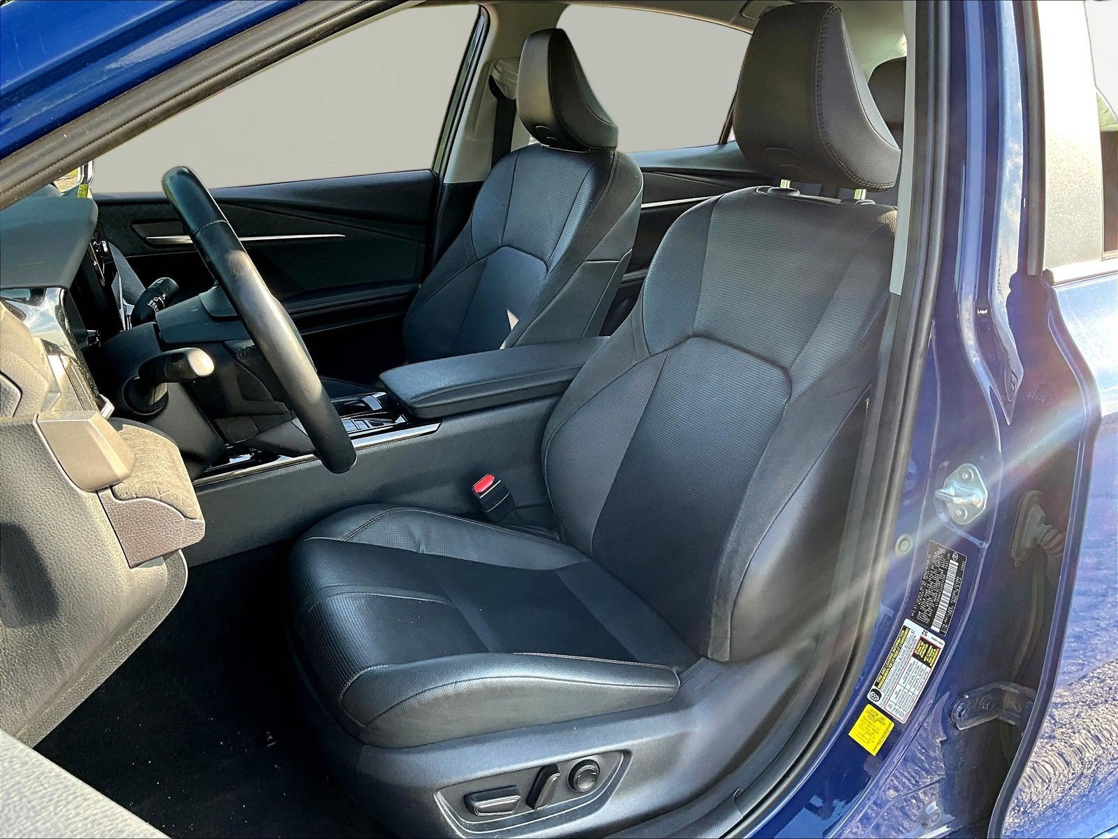 Used 2025 Toyota Camry XLE FWD image 21