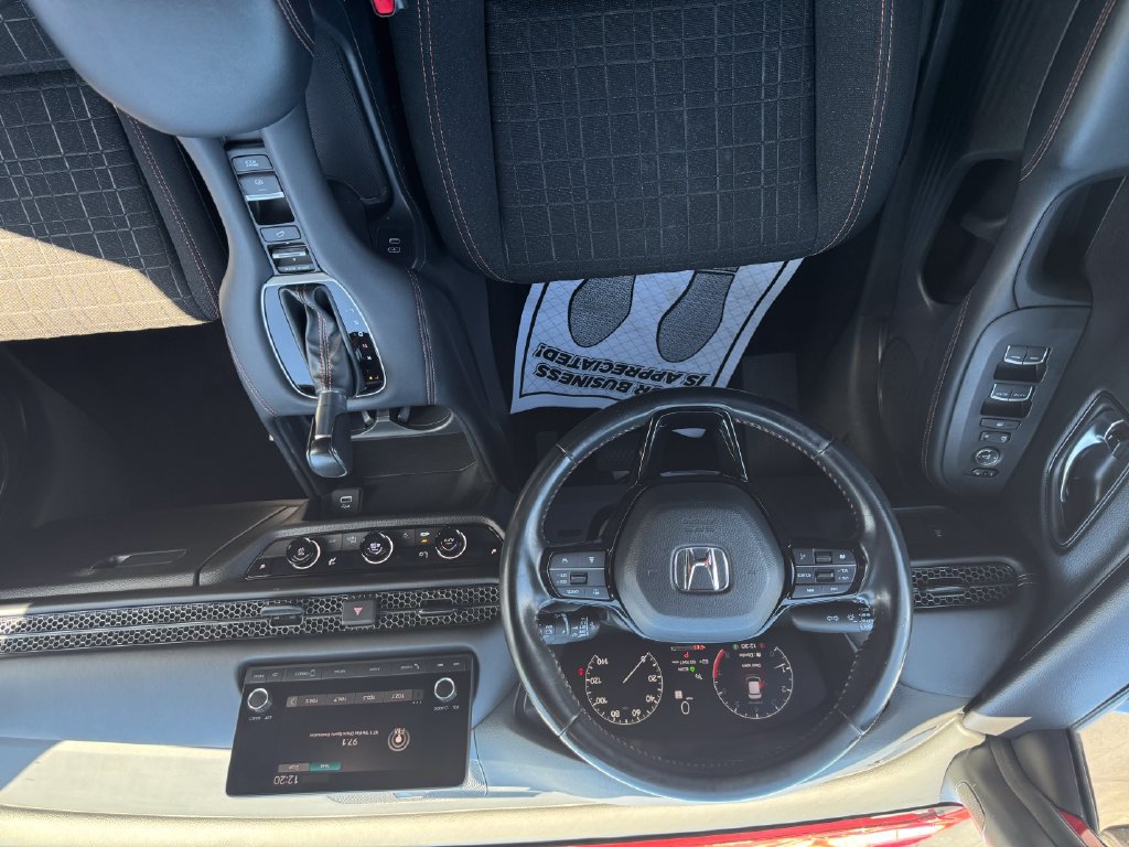 Used 2024 Honda HR-V Sport image 16