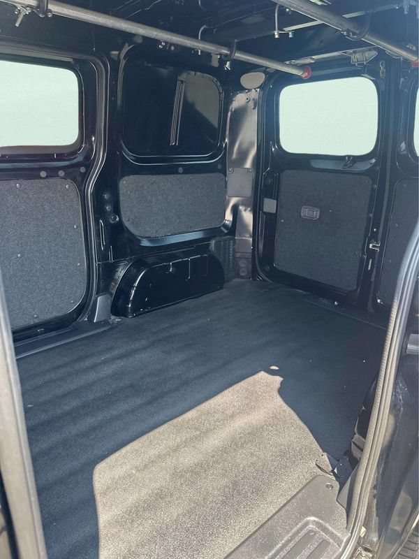 Used 2015 Nissan NV200 SV w/ Technology Package FWD image 13