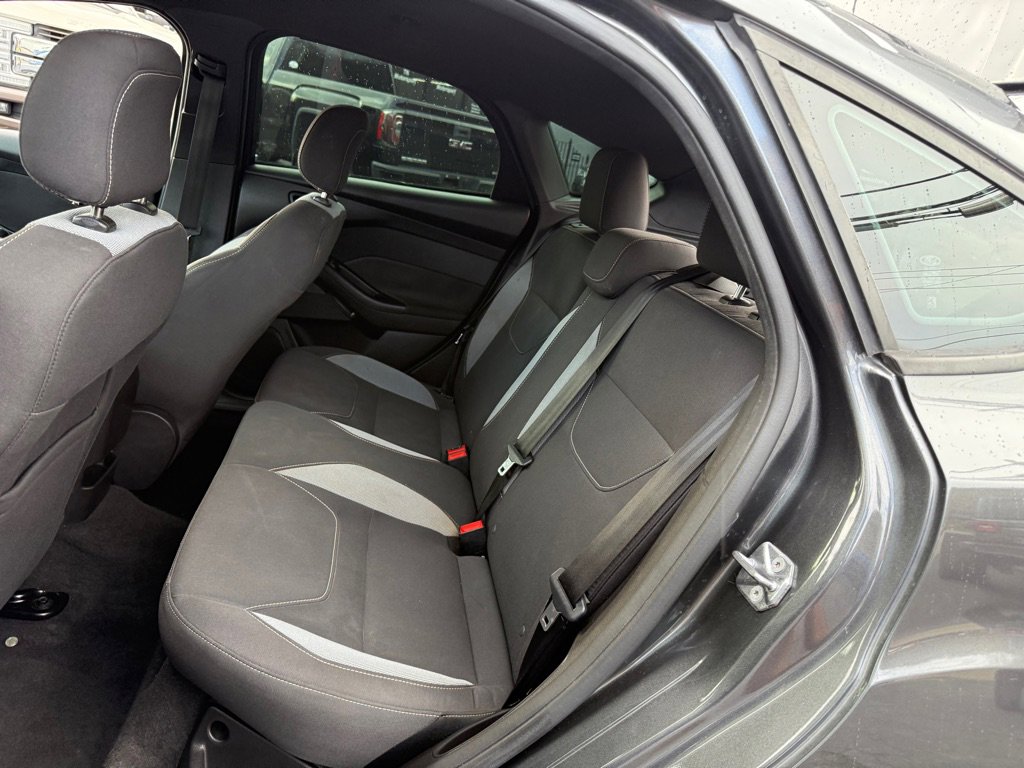 Used 2017 Ford Focus ST image 59