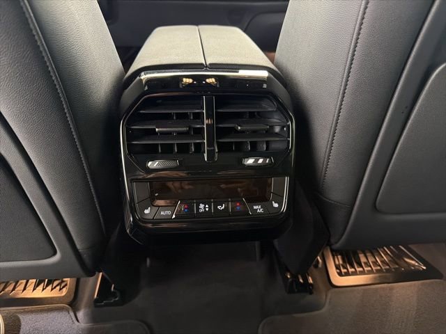 Used 2025 BMW iX xDrive50 w/ Premium Package image 24