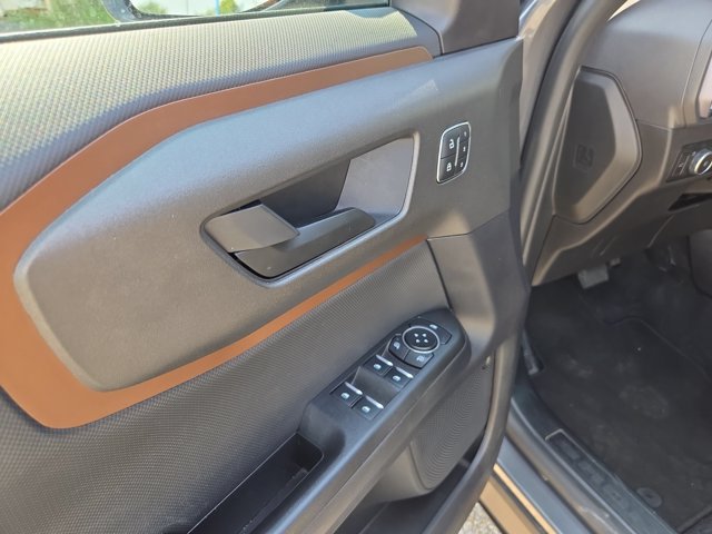 Used 2025 Ford Bronco Sport Outer Banks AWD/4WD image 10
