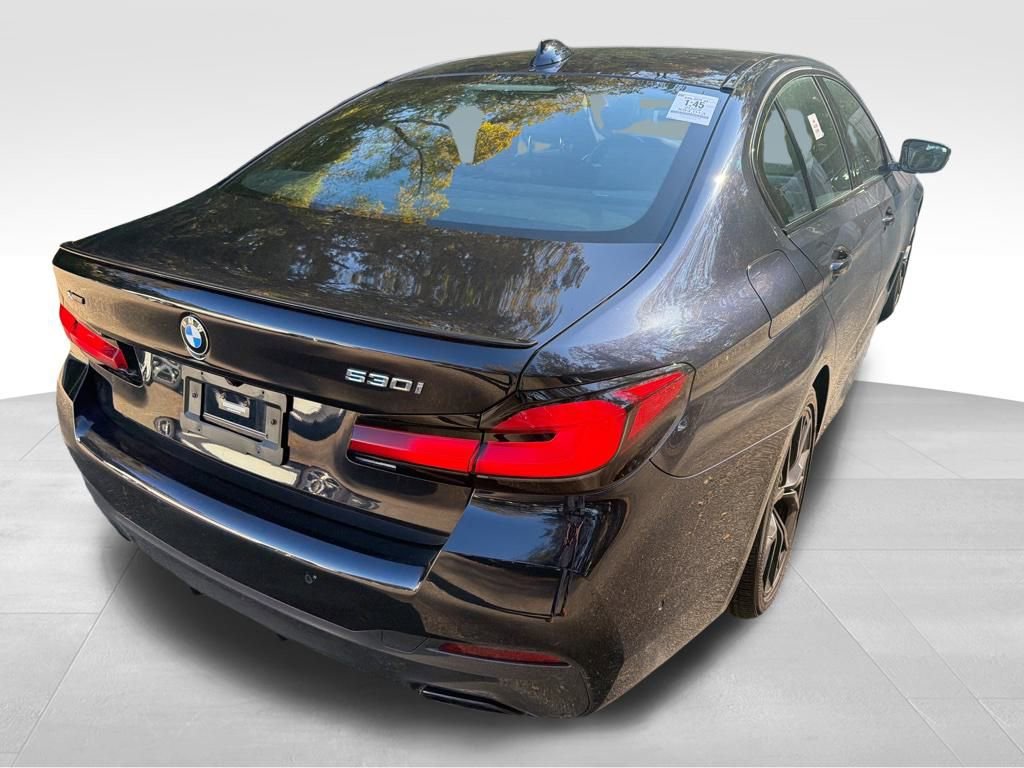 Used 2023 BMW 530i xDrive w/ M Sport Package image 10