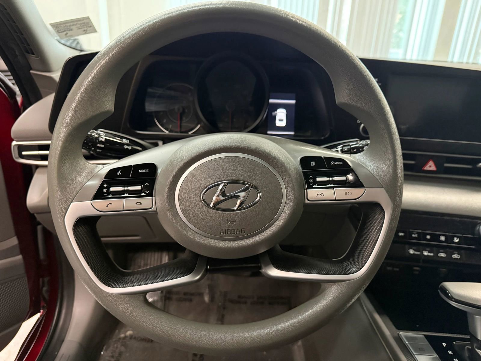 Used 2023 Hyundai Elantra SEL image 26