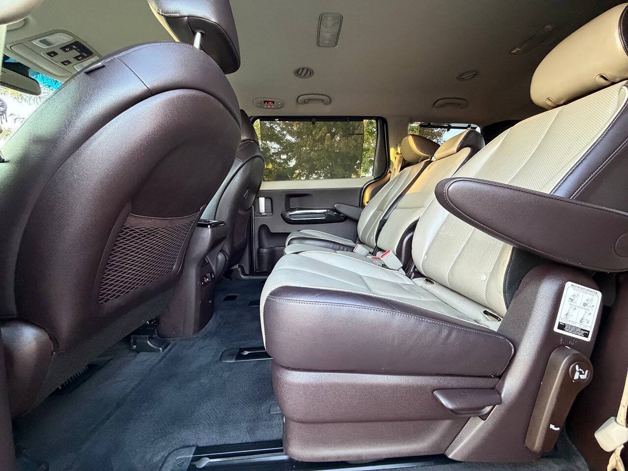 Used 2016 Kia Sedona SX Limited FWD image 17