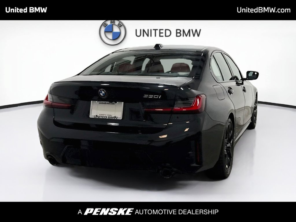 New 2026 BMW 330i Sedan w/ M Sport Package RWD image 5