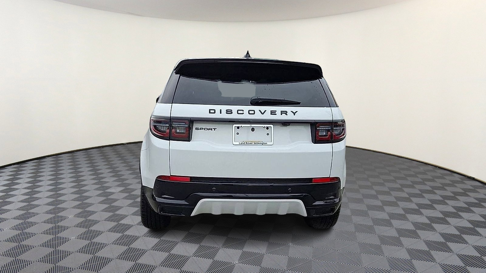 Certified 2025 Land Rover Discovery Sport Dynamic SE AWD/4WD image 7