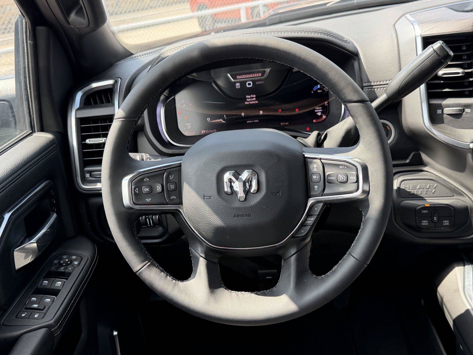 Used 2025 RAM 2500 Laramie AWD/4WD image 20