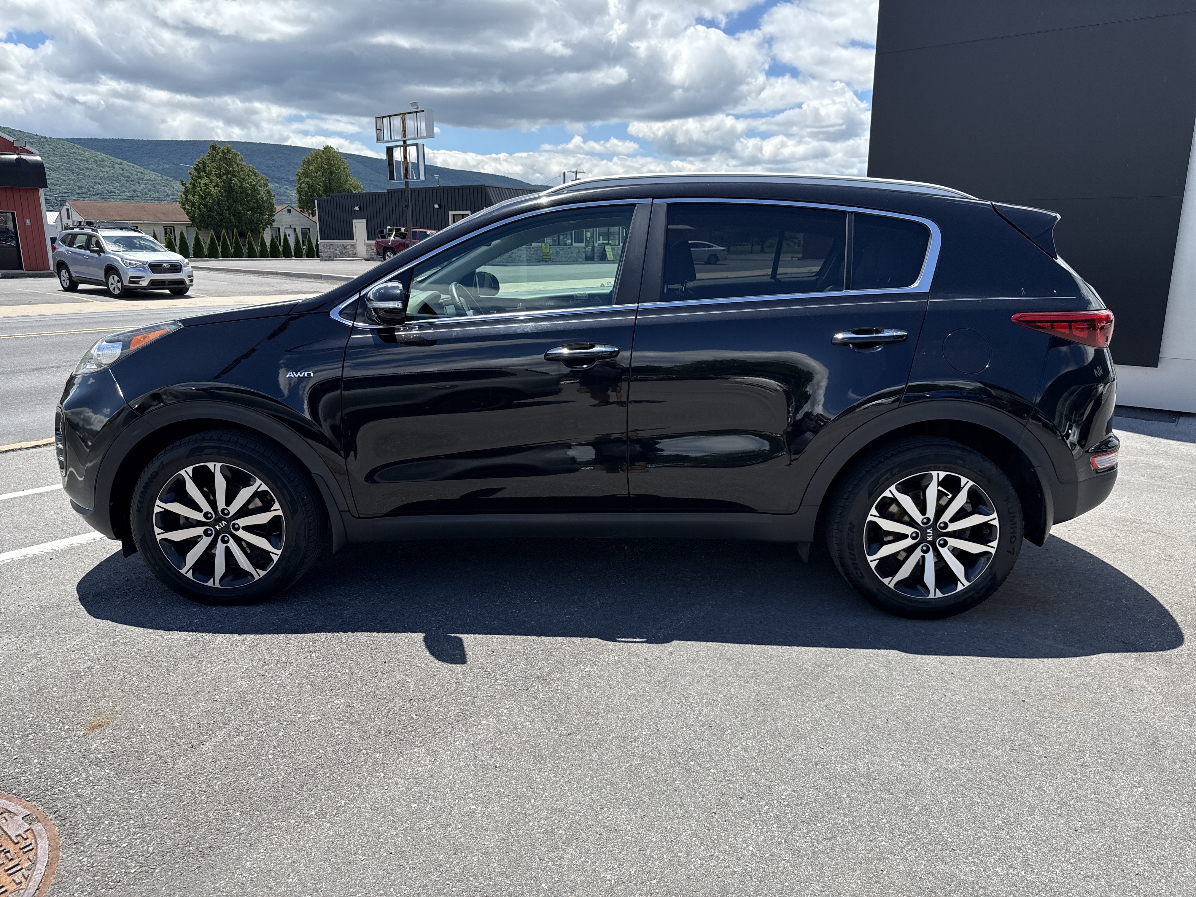 Used 2018 Kia Sportage EX AWD/4WD image 7