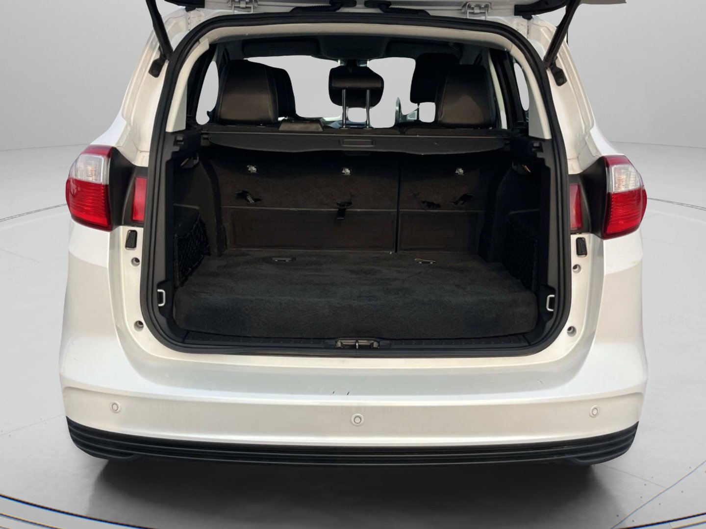 Used 2016 Ford C-MAX SEL w/ Equipment Group 302A FWD image 9