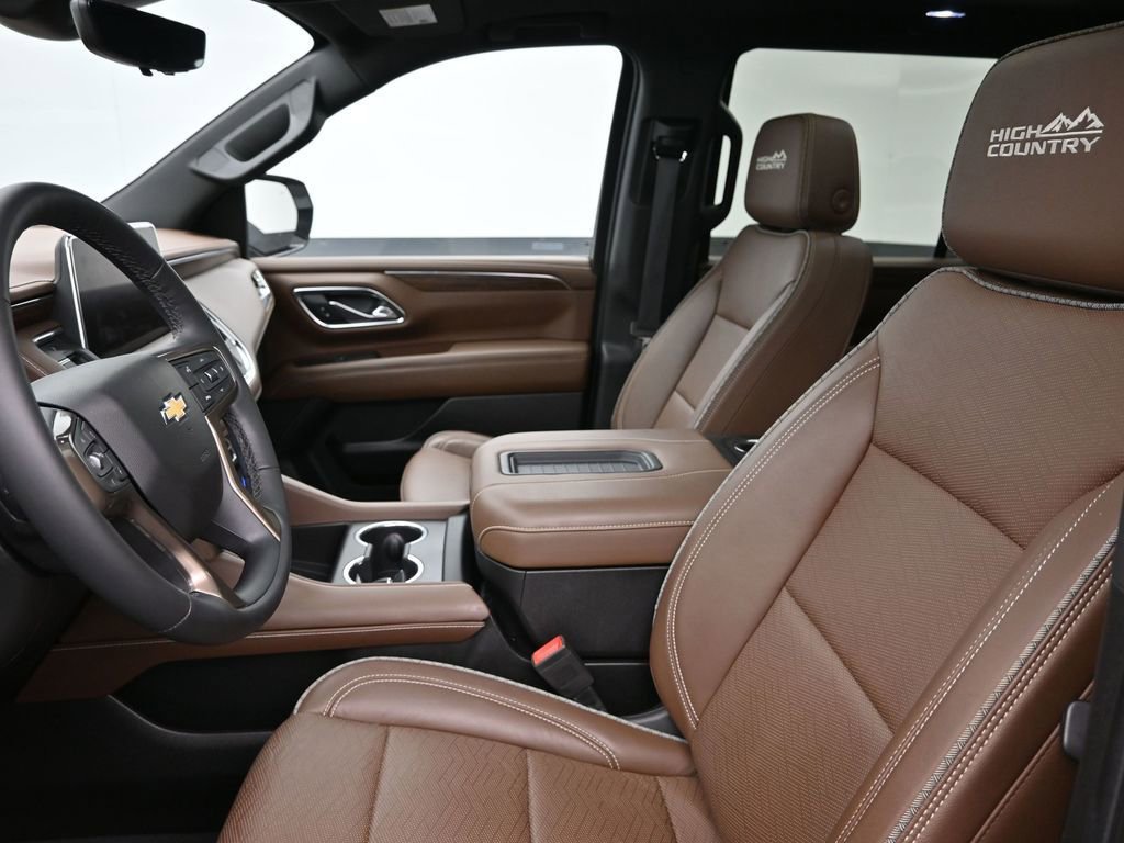 Used 2024 Chevrolet Tahoe High Country image 35
