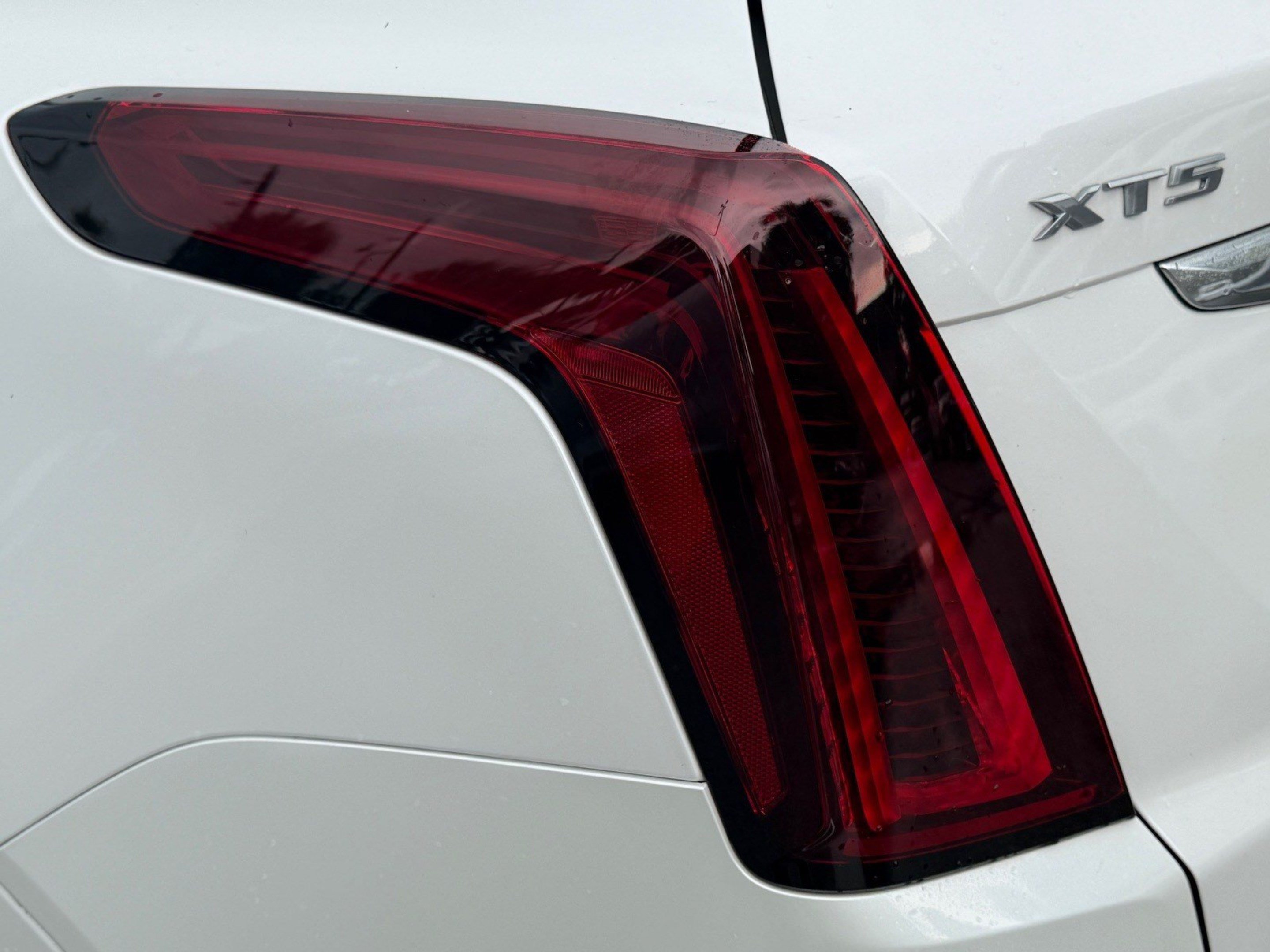 Used 2023 Cadillac XT5 Premium Luxury w/ Technology Package FWD image 12