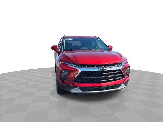 Certified 2024 Chevrolet Blazer LT w/ Convenience Package FWD image 3