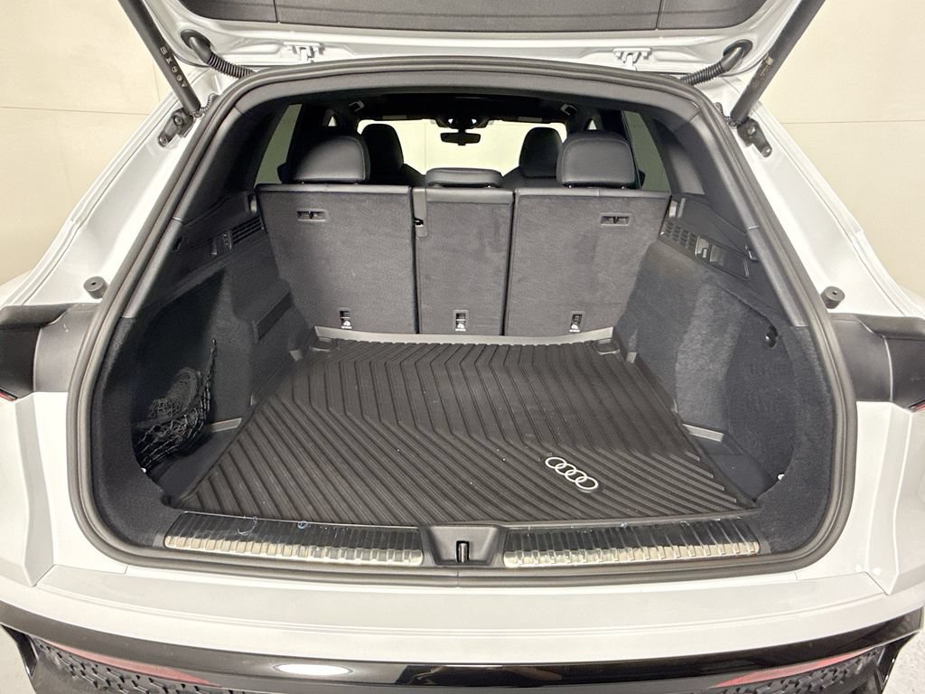New 2026 Audi SQ5 Premium Plus AWD/4WD image 29