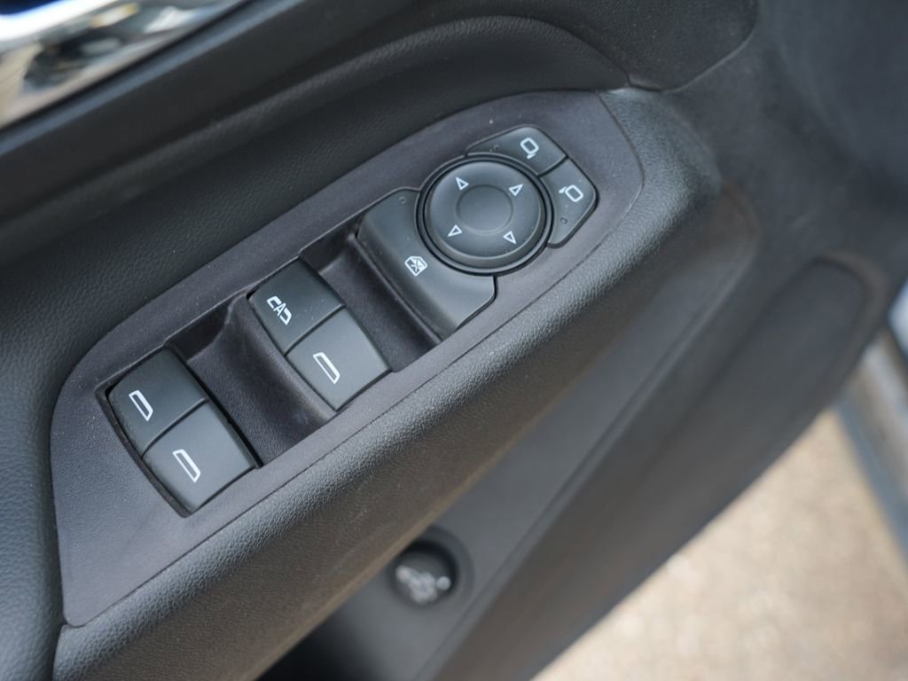 Used 2018 Chevrolet Equinox LT w/ Sun & Infotainment Package image 16