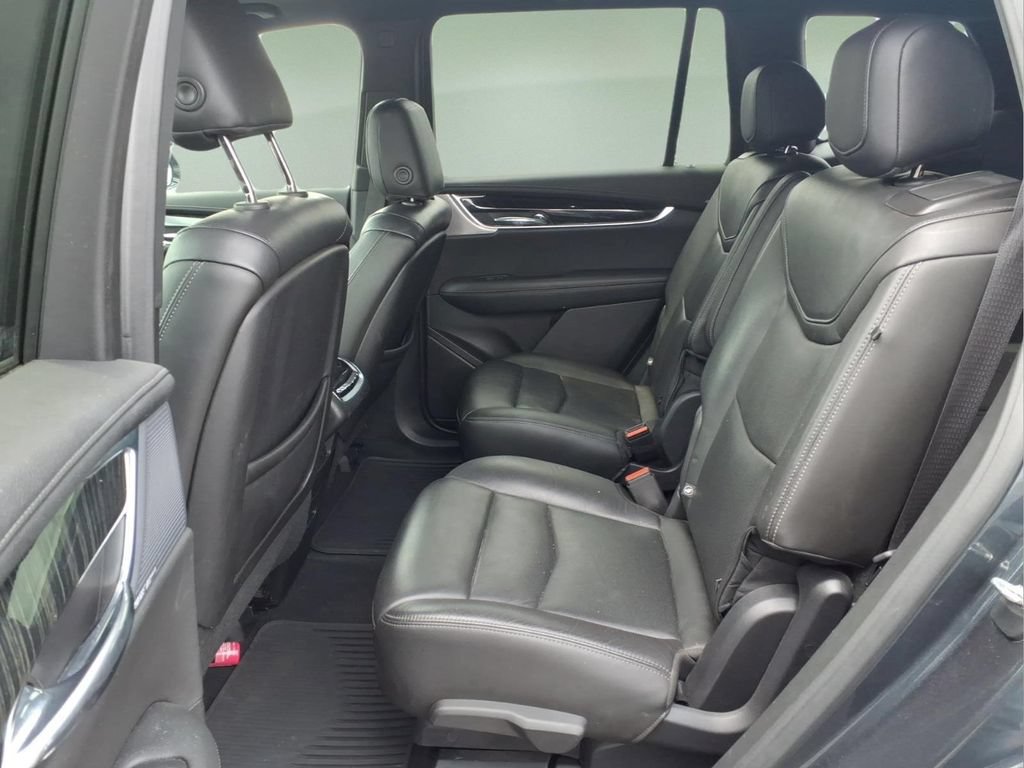 Used 2021 Cadillac XT6 Premium Luxury AWD/4WD image 5