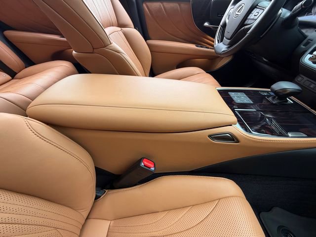Certified 2024 Lexus LS 500 AWD image 24