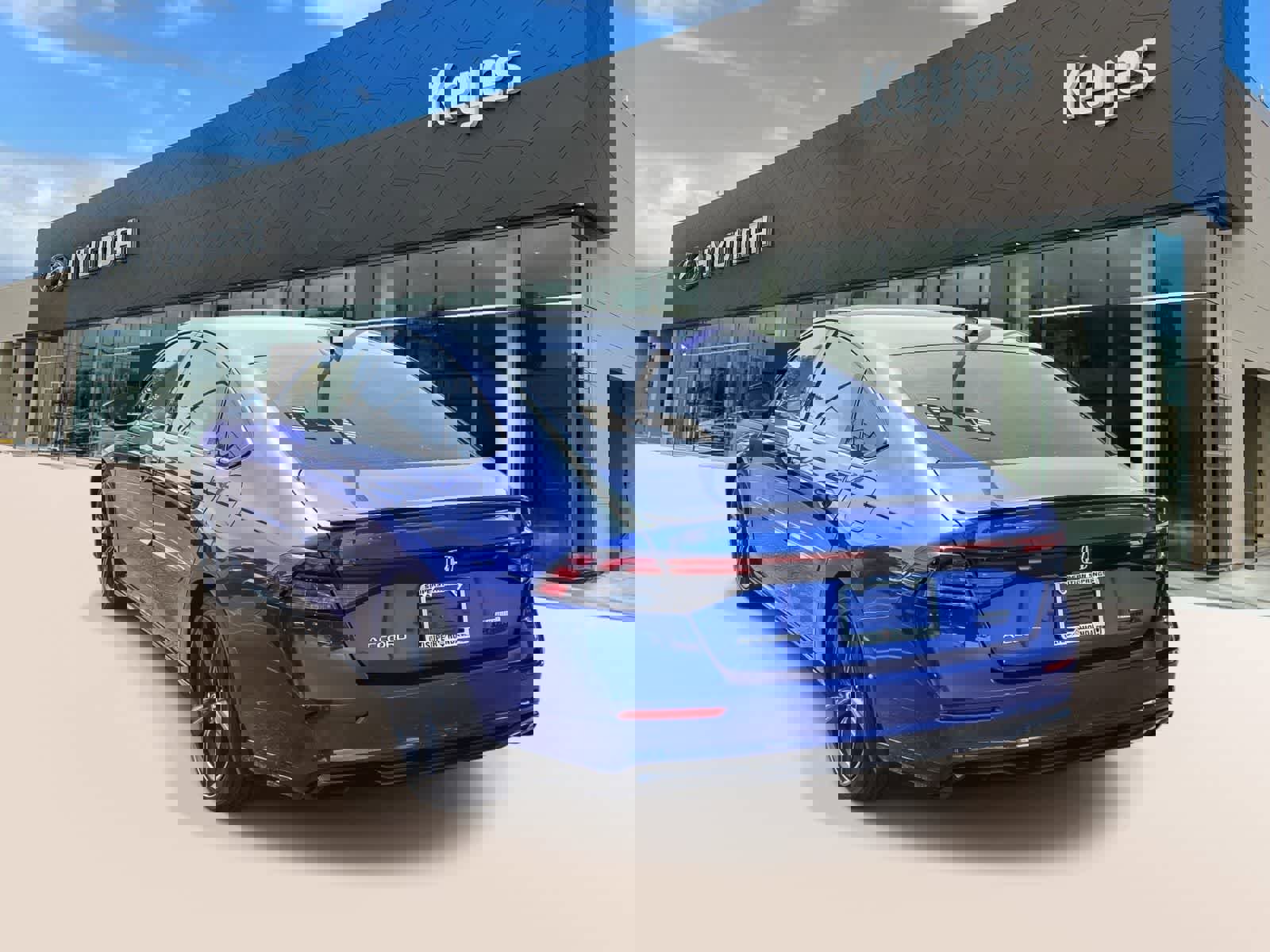 Used 2023 Honda Accord Sport image 7