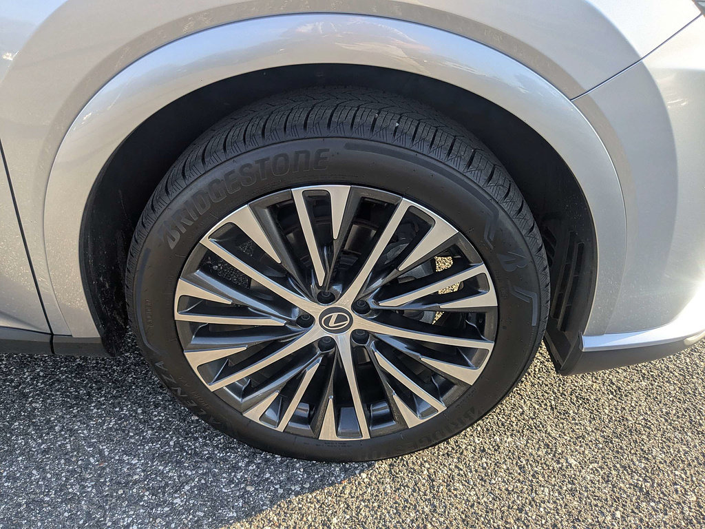 Used 2024 Lexus RX 350 Premium w/ Cold Area Package FWD image 11