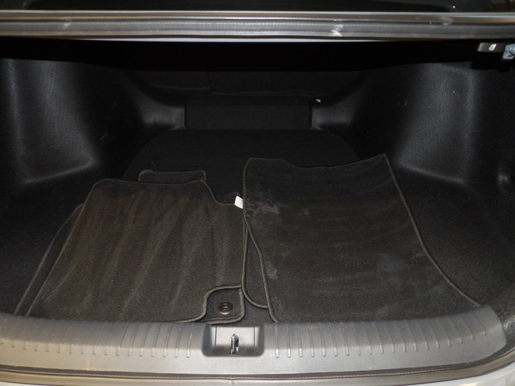 Used 2024 Honda Accord Sport image 19