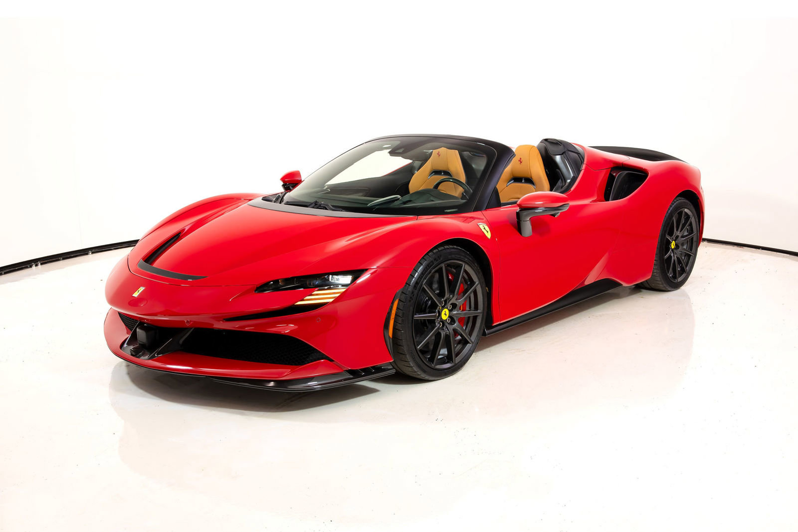 Certified 2023 Ferrari SF90 Spider AWD/4WD image 6