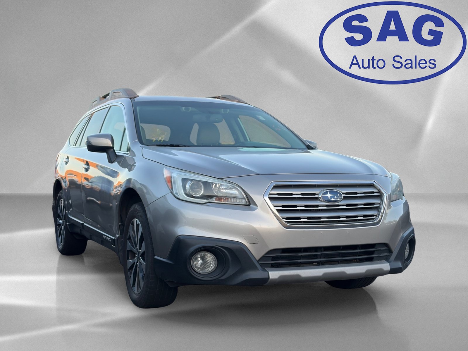 Used 2015 Subaru Outback 2.5i Limited AWD/4WD image 2