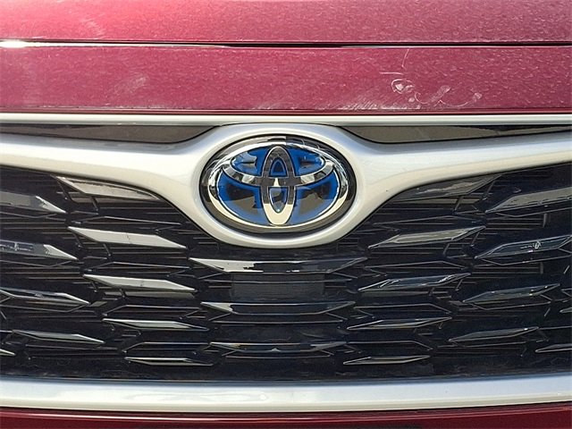 Used 2024 Toyota Highlander XLE image 4