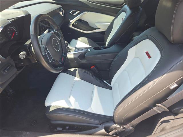 Used 2023 Chevrolet Camaro SS RWD image 16
