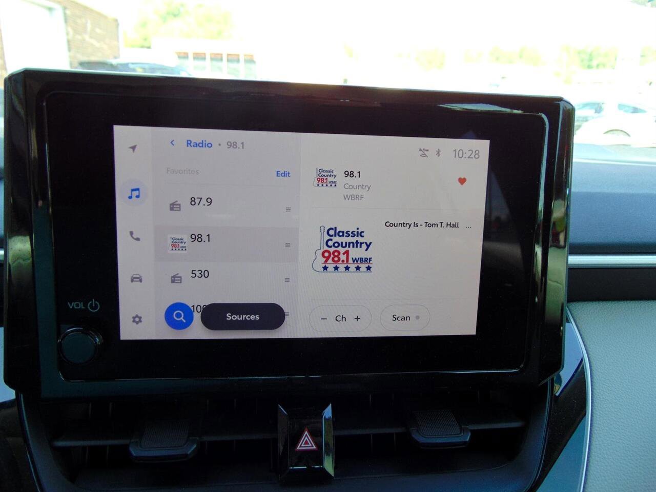 Used 2025 Toyota Corolla LE image 22