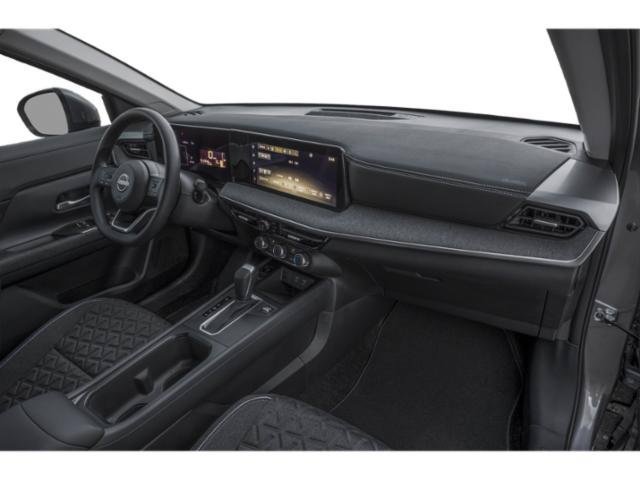 Used 2025 Nissan Kicks SV AWD/4WD image 17