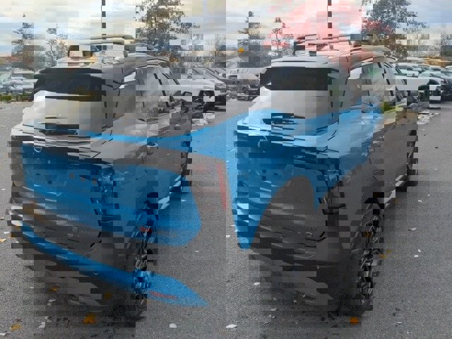 New 2025 Nissan Kicks SR image 5