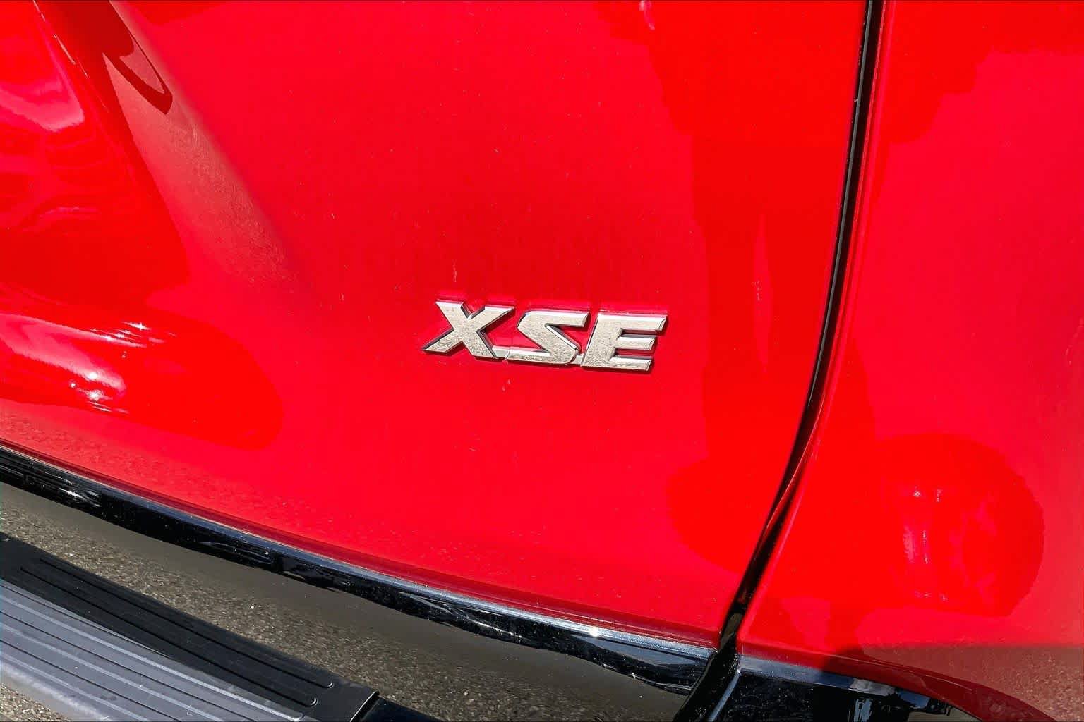 Used 2024 Toyota RAV4 XSE w/ Weather Package AWD/4WD image 31