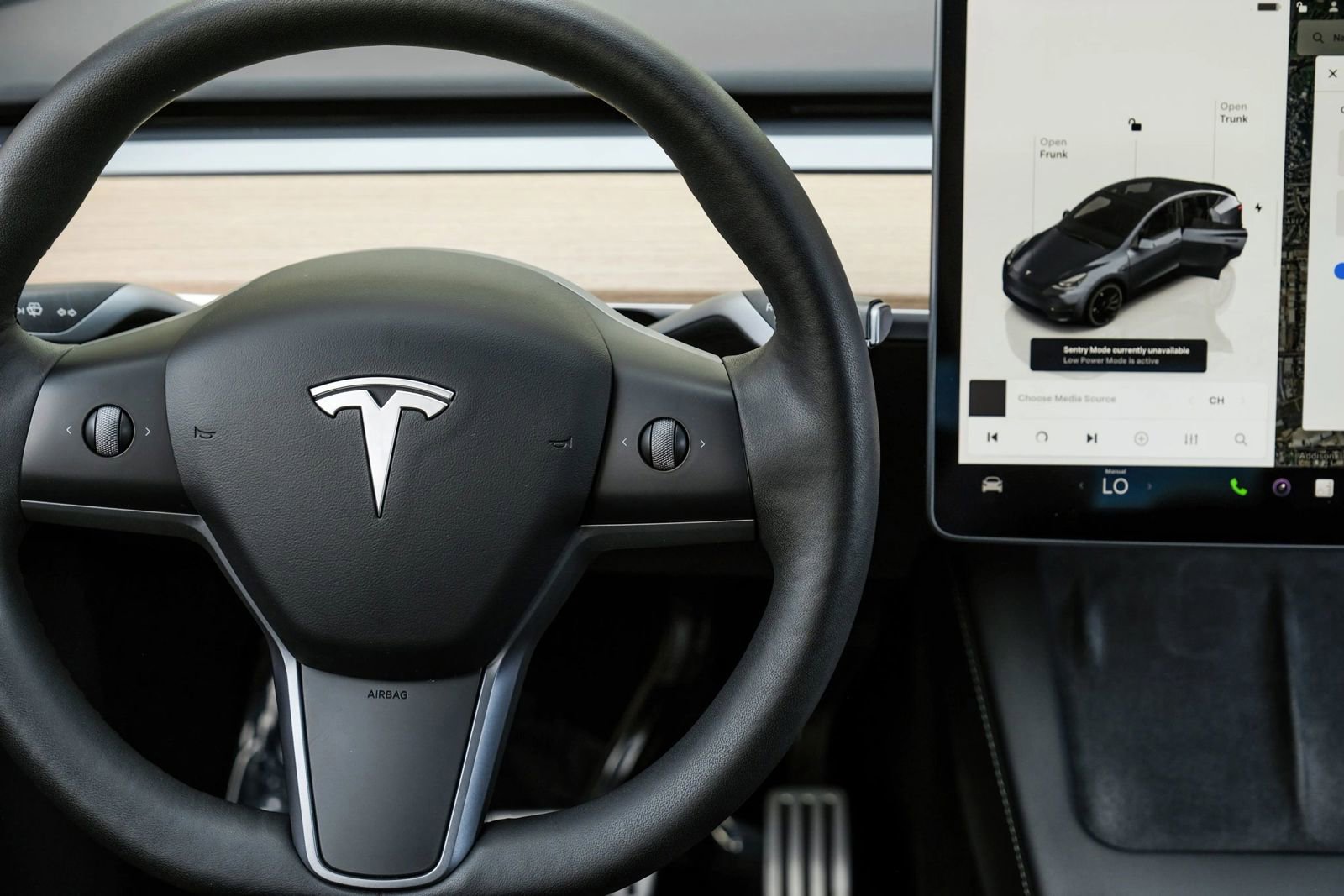 Used 2022 Tesla Model Y Performance AWD/4WD image 21